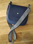 Nowa torebka Obag chase navy blu