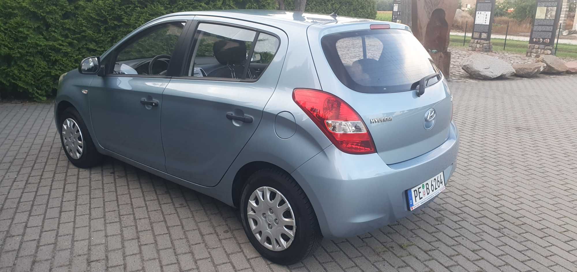 Hyundai i20 2011r 1.2benz super stan NOWY ROZRZAD!