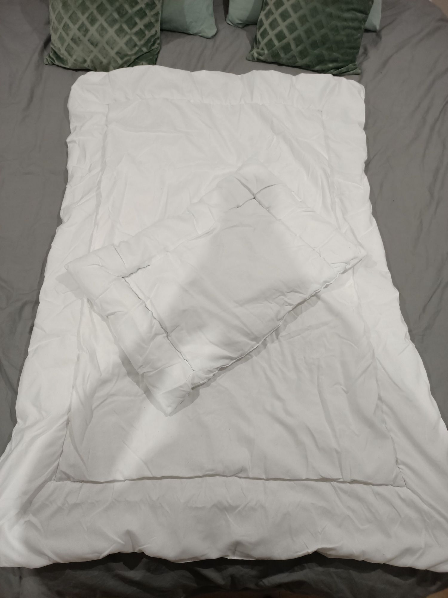 Kołdra i poduszka pościel 100 x 135 do łóżeczka
