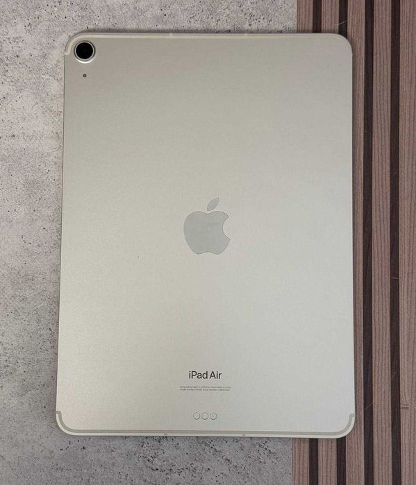 Планшет Apple iPad Air 11 2024 Wi-Fi + Cellular 256GB Starlight