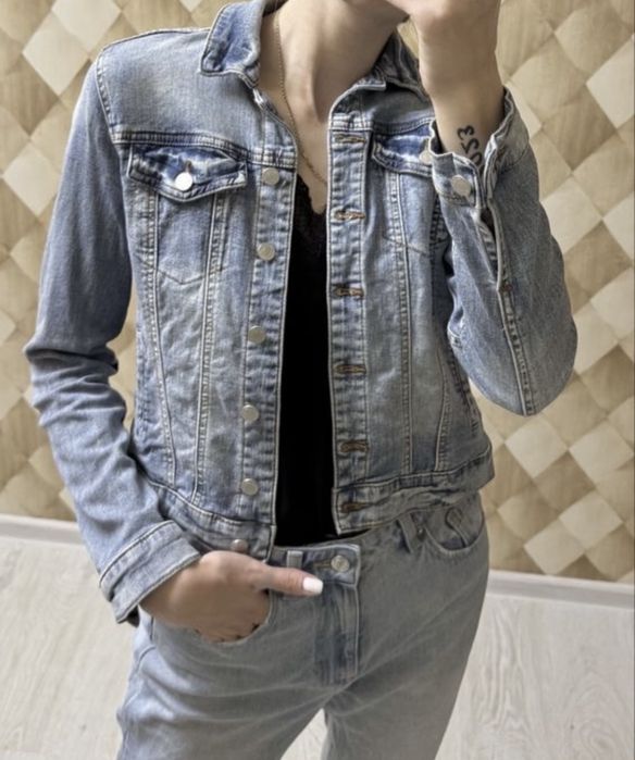 Джинсовий піджак жіночий