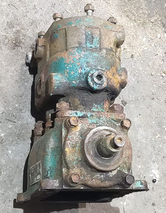 Компресор ЗИЛ-130 шатун,вал,поршень