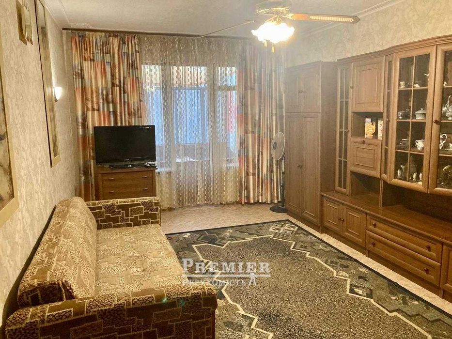 Продам 2-х ком квартиру рядом с парком Шевченко.