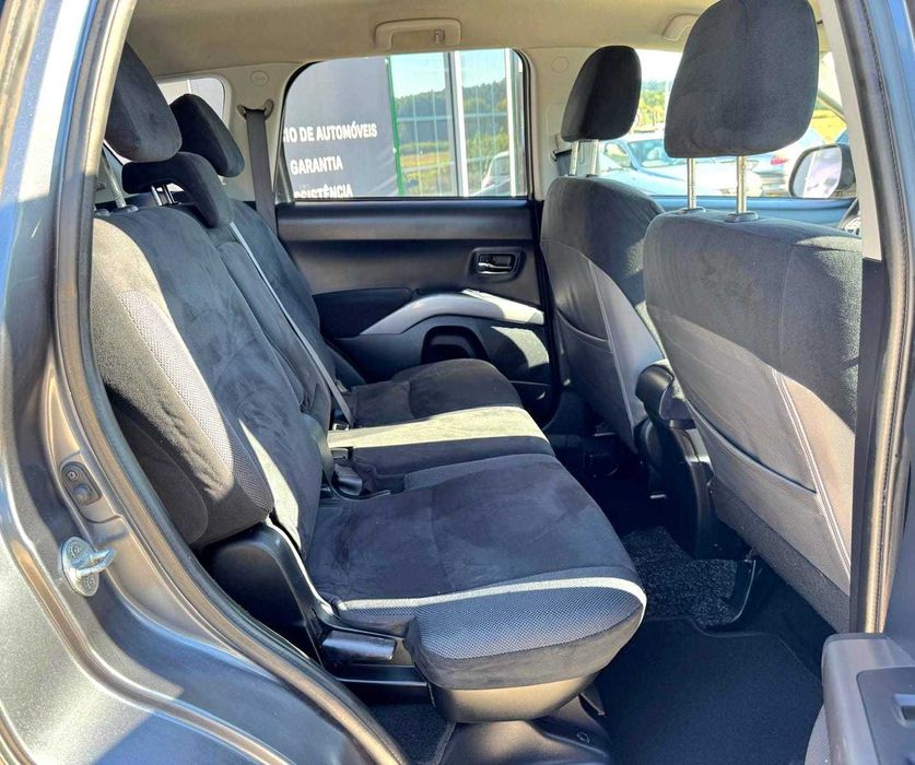 Mitsubishi Outlander II 2.0  - Garantia Incluída