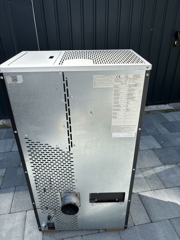 Kominek na pellet Artek mini 5 Kw plus moduł Wi-Fu