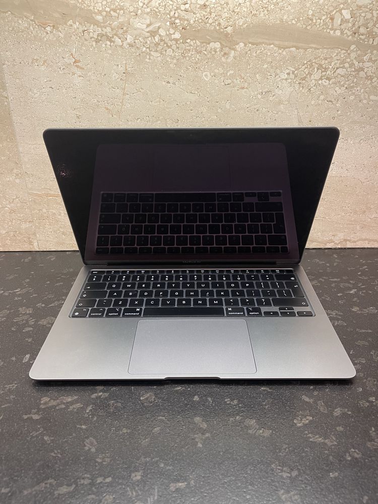 MacBook Air M1 2020 8/256 GB - Stan Doskonały