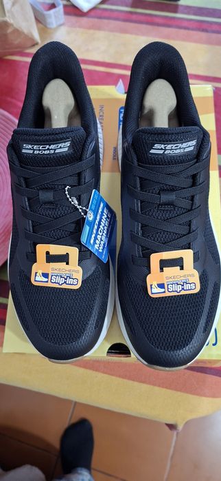 Skechers novas nunca usadas