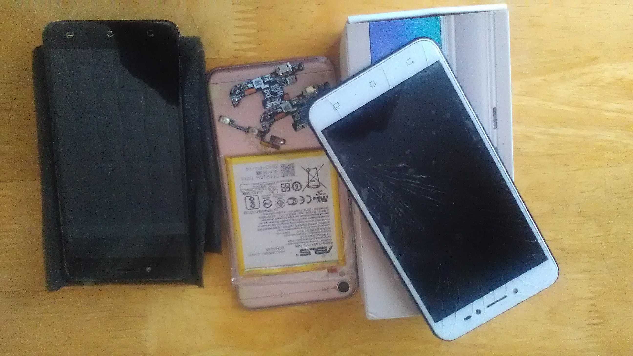 Telefon ASUS Zenfone