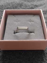Nowy pierścionek sygnet  ze stali chirurgicznej 316l - rozmiar 11