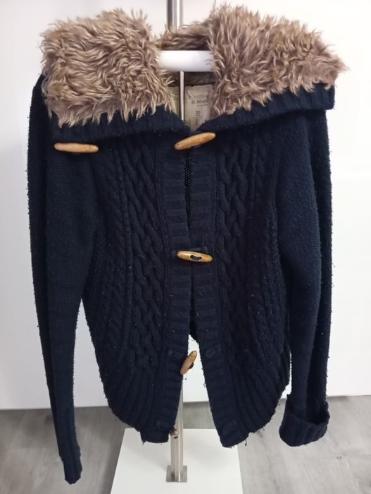 Casaco de malha com gola em pelo – Bershka Tamanho L