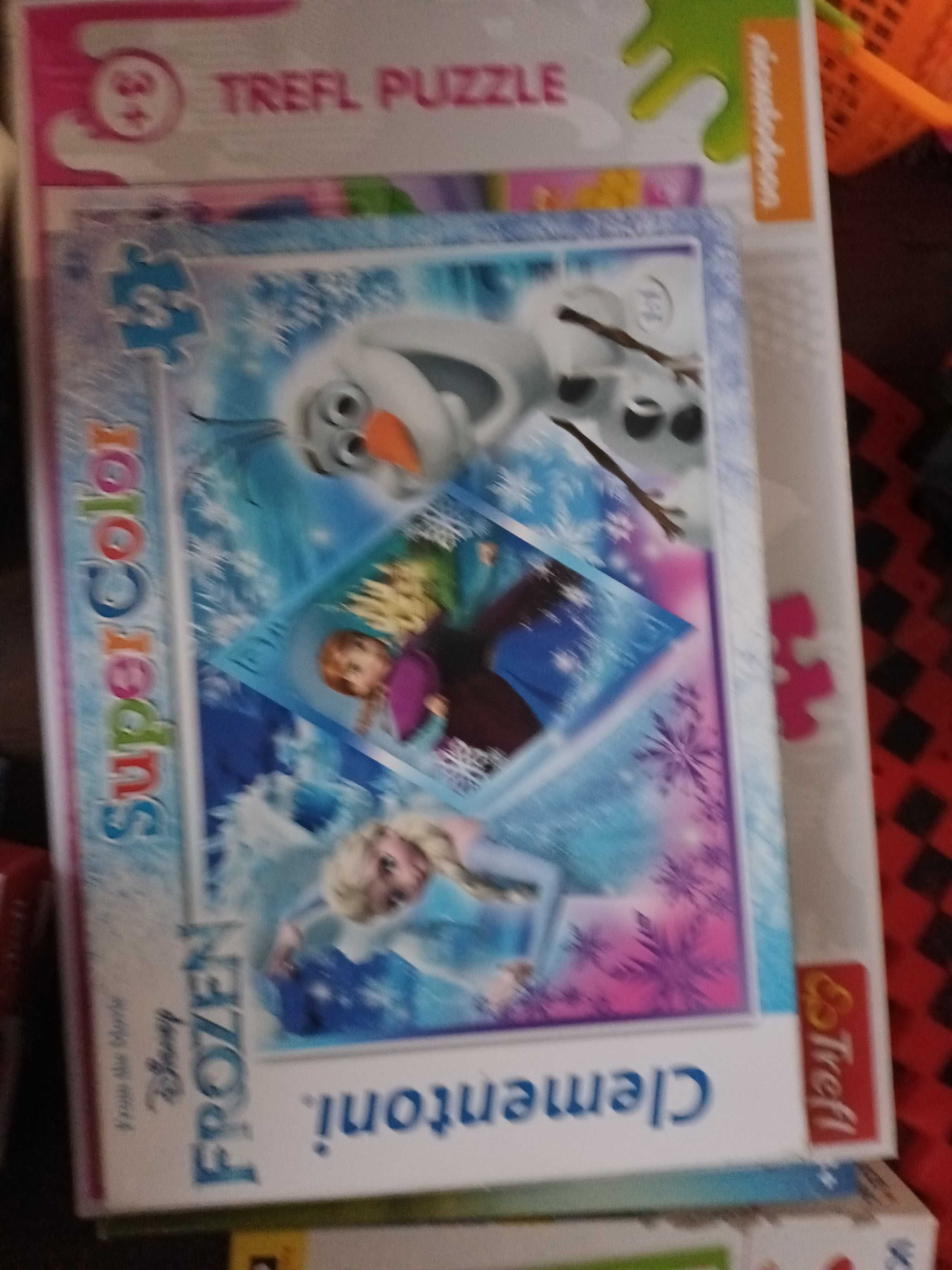 Puzzle, różne zestawy