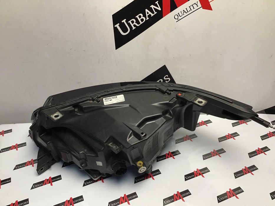 Передня права світодіодна фара Full Led Range Rover Vogue jk5213w029cd