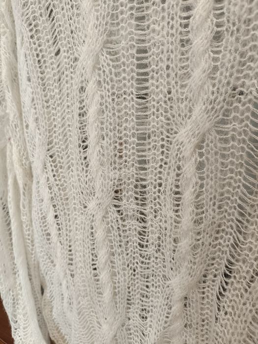 Sweter z dziurami Zara M-L