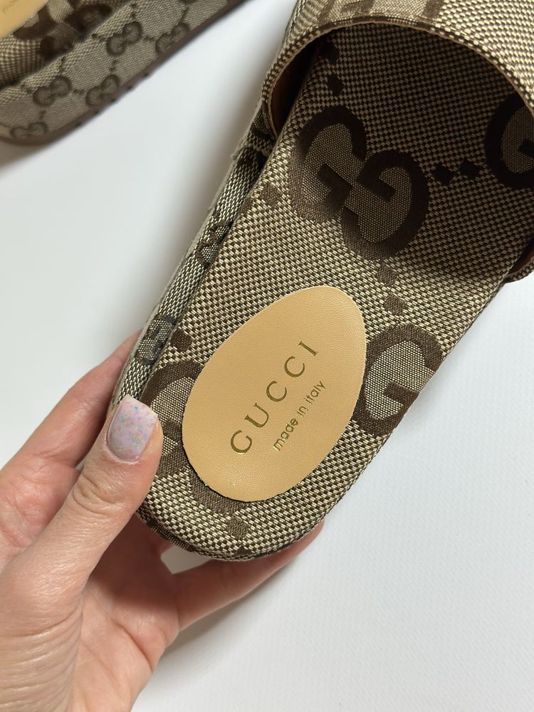 Взуття від Gucci