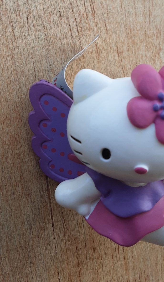 Figura Hello Kitty com asas de borboleta da Bullyland