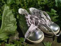 Ботинки черевички кросівки для дівчинки осінь