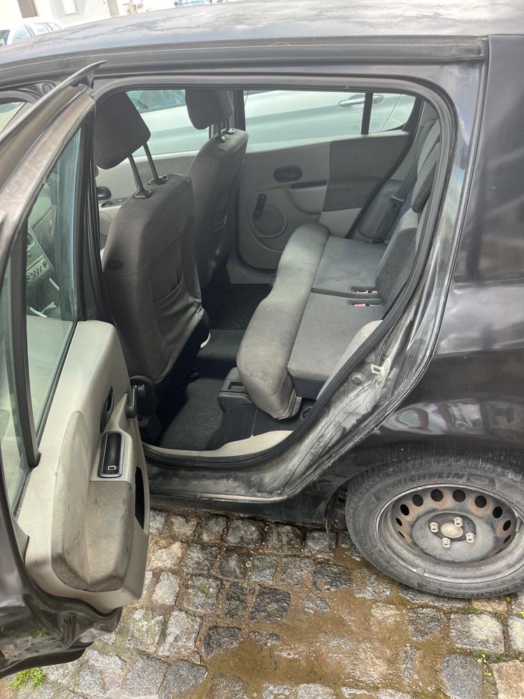 Renault Modus 2005