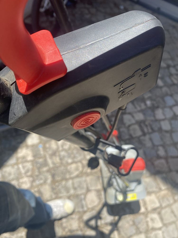 Moto-enxada, equipamento agrícula