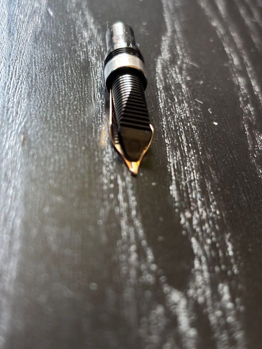 (NOWA) Wymienna stalówka do pióra Pelikan M800 rozmiar "B" (szeroki)