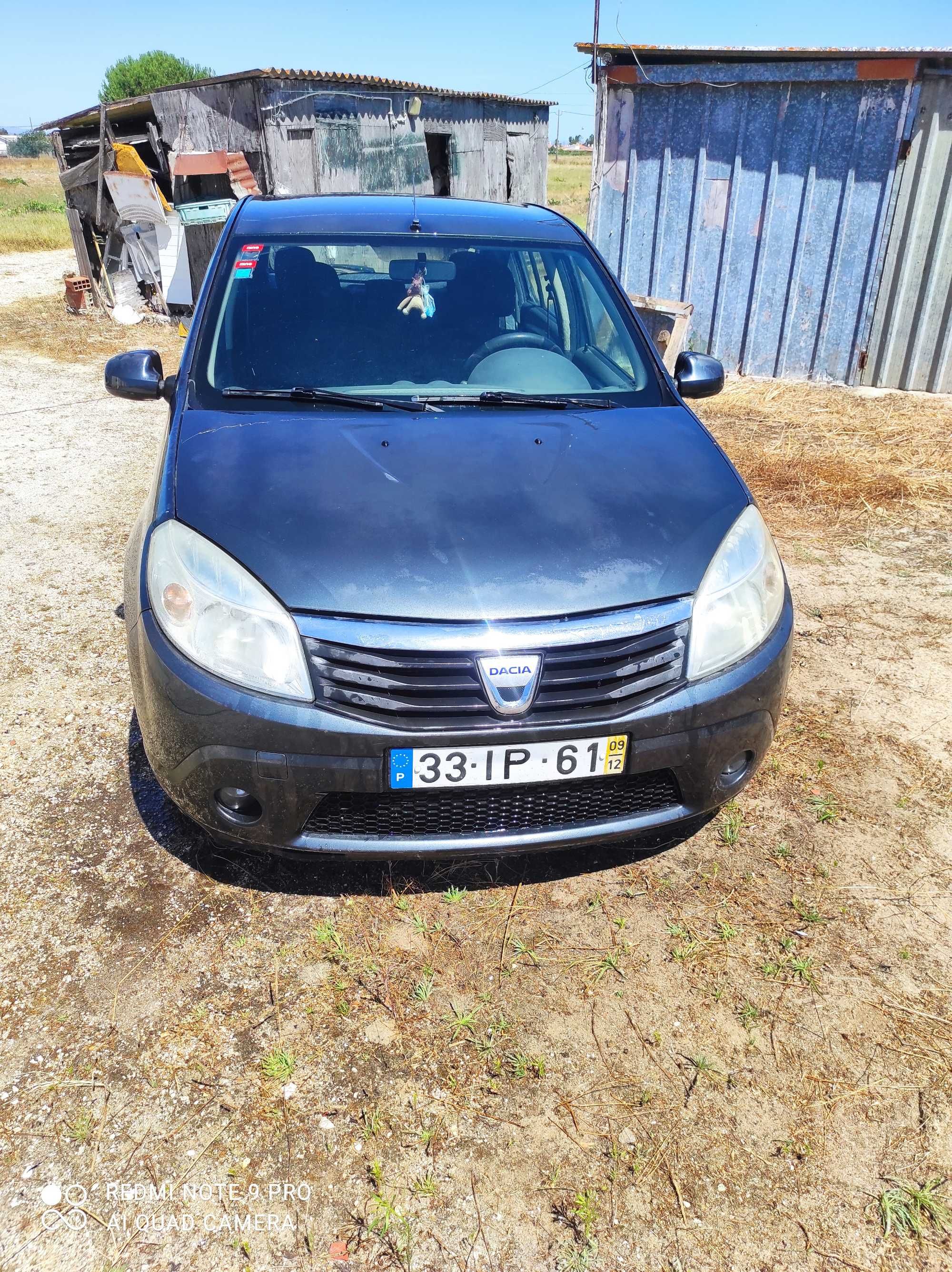 Vendo carro Dacia