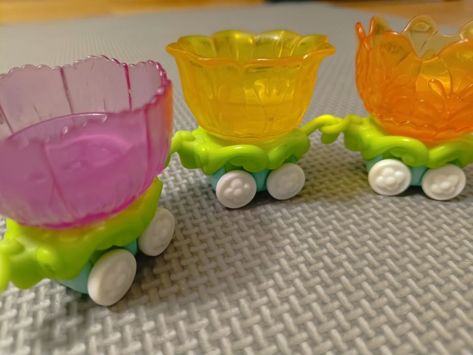 Zabawka pociąg wagoniki