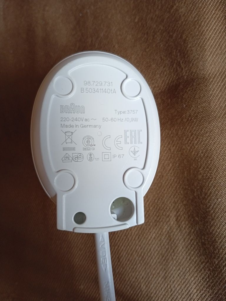 Зарядний пристрій Oral-B Braun