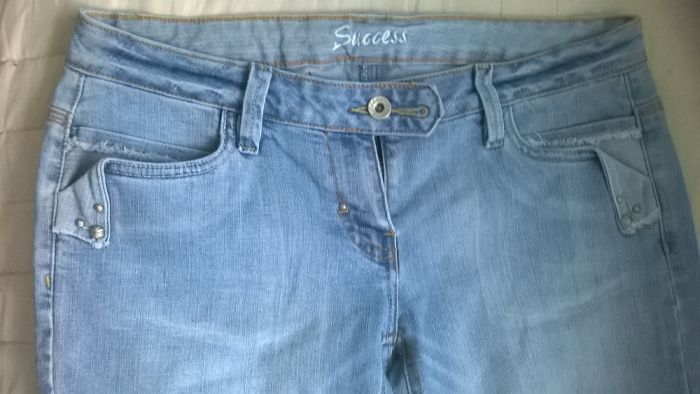 Spodnie damskie krótkie Jeans z Lykrą