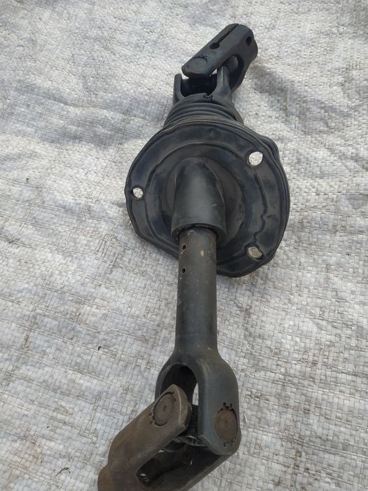 Рулевой кардан на Шевроле Лачетти.Б/у.