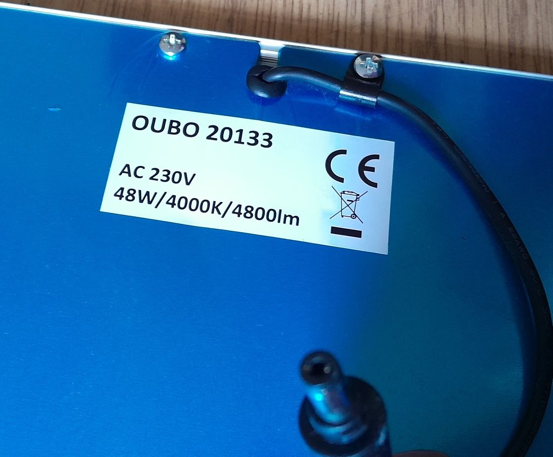 Lampa sufitowa panel  LED OUBO 20133