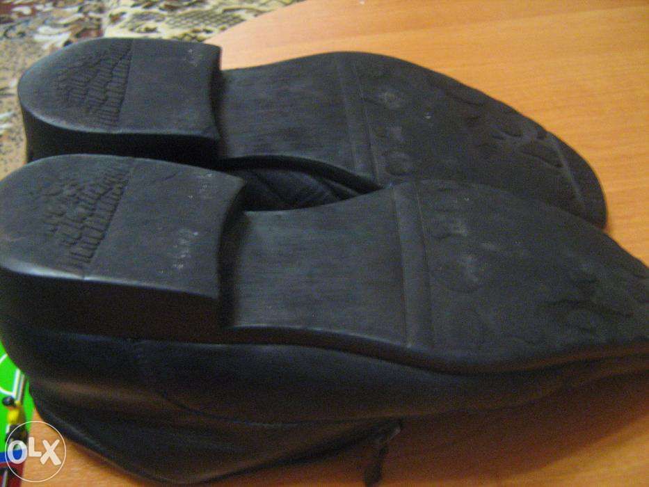 Мужские полусапожки кожа р.40.фирма ANTONIO GELO