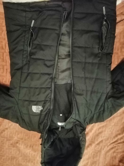 Продам чоловічу зимову куртку бу 48р