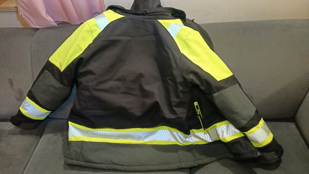 Kurtka Robocza NOWA, ciepła na zimę