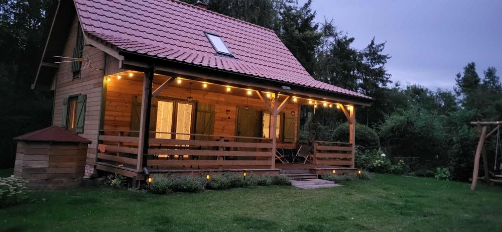 Drewniany domek na Mazurach. Trelkówko.