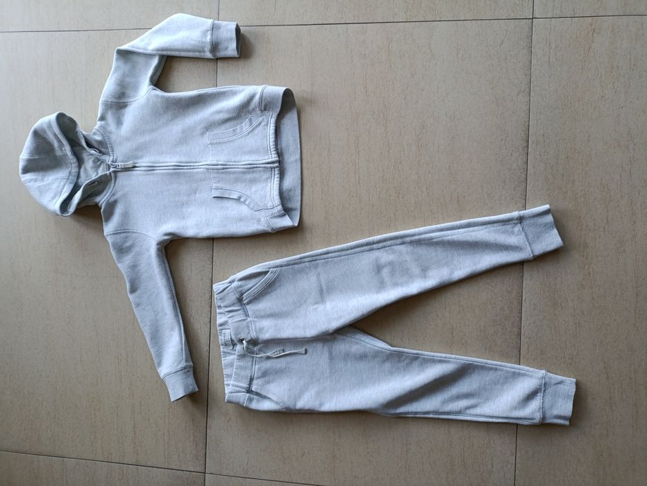 RESERVED Bluza spodnie spodenki dres komplet  rozm 122