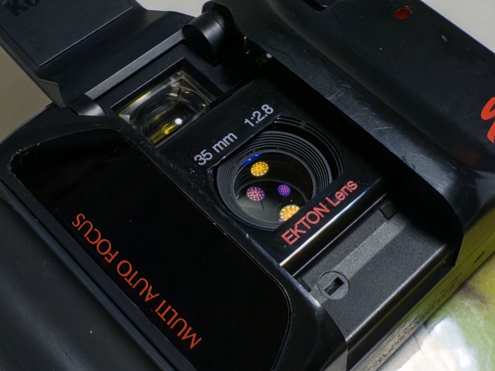 Kodak S1100XL плівковий фотоапарат (ребрендинг Chinon 3001)