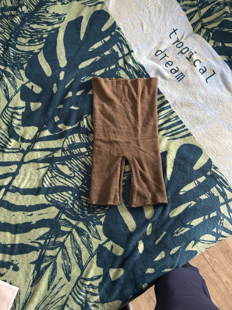 Komin khaki unisex