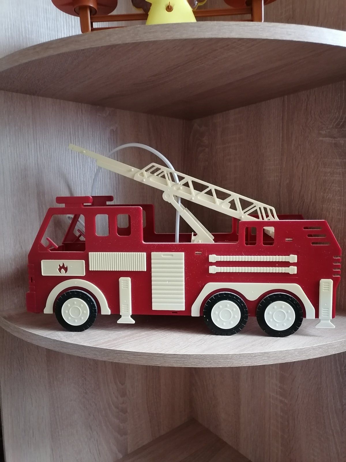 Люстра пожежна машина, дитячий світильник