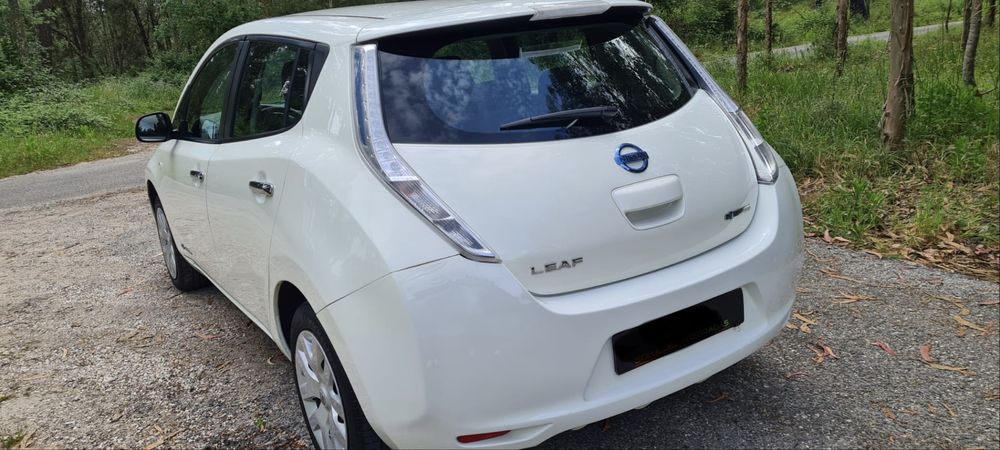 Nissan leaf visia 30