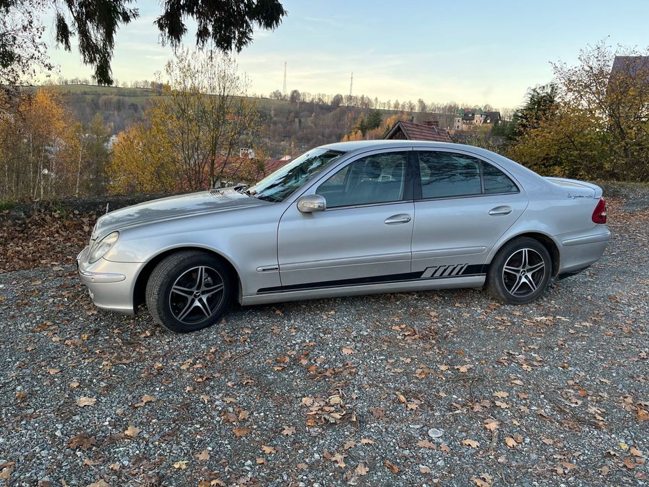 Mercedes-Benz 211 e220  cdi Automat Elegance