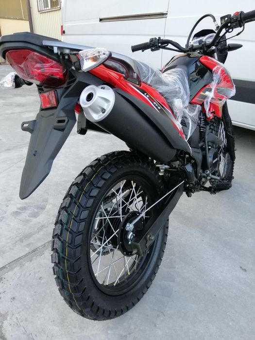 Мотоцикл ендуро крос Lonsin Pruss 200 см3