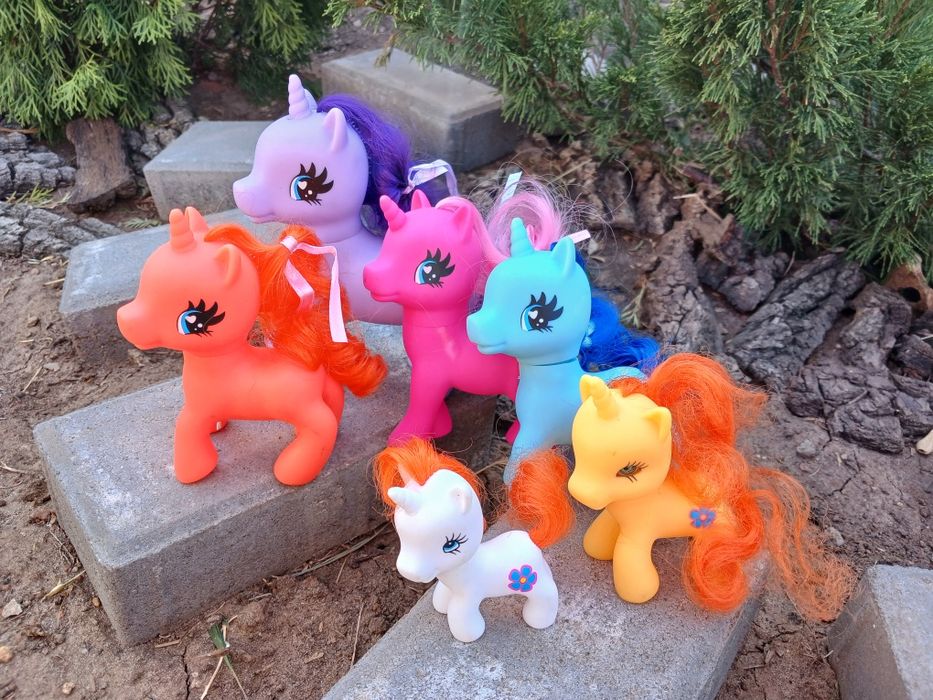 Поні-одноріжки фігурки