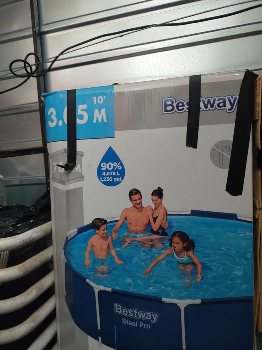 Basen nowy, nie rozpakowany