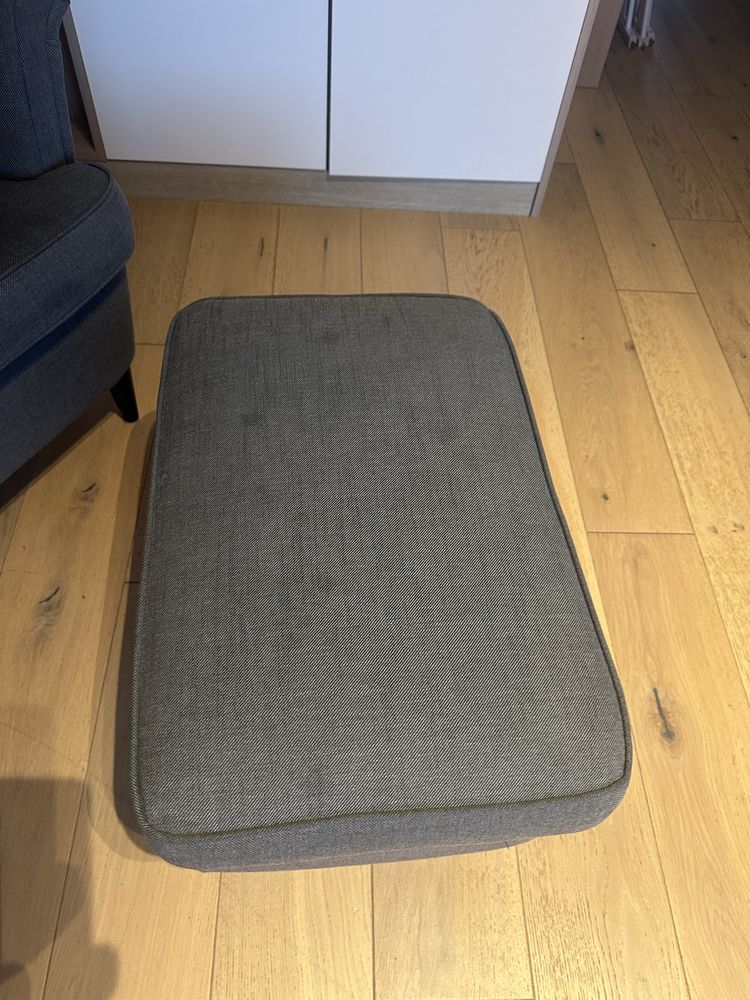 Fotel Uszak Ikea + podnóżek