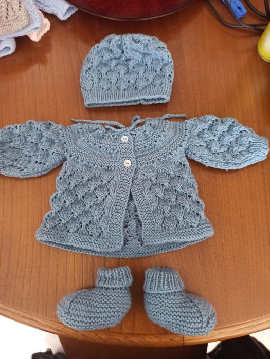 Roupa de bebê novas em crochê