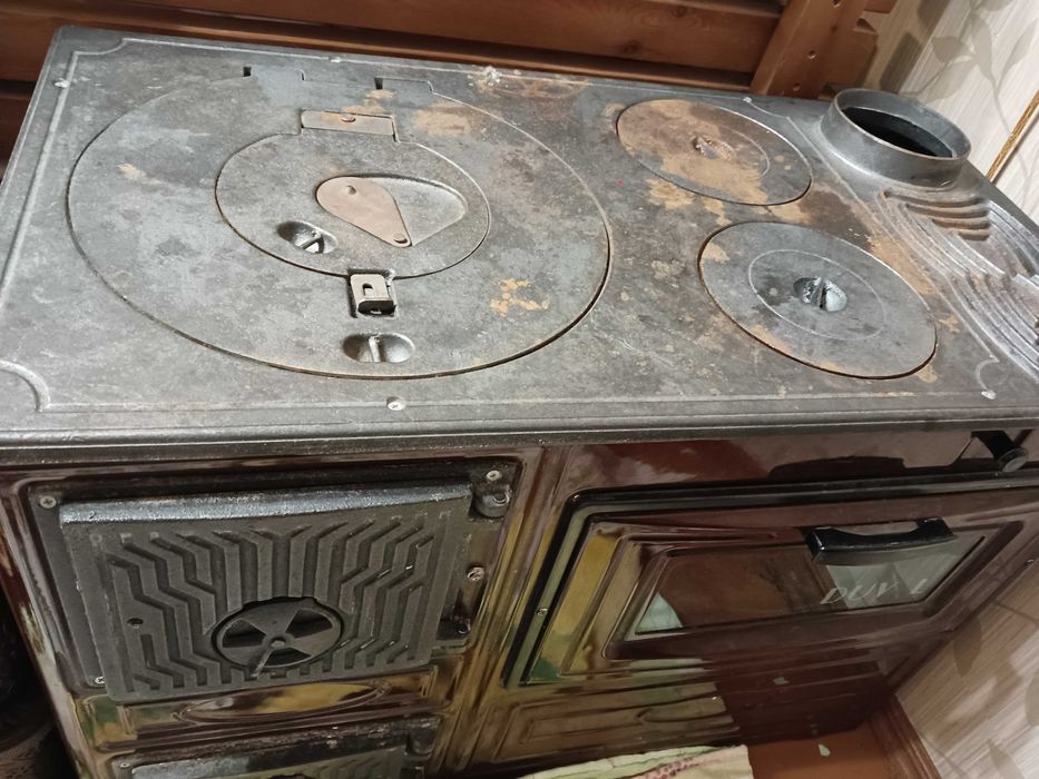 Терміново твердопаливна піч