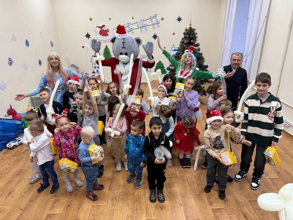 Аніматори на дитячі свята Харків: Новорічні привітання, Миколай, Санта