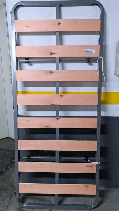 Cama dobrável (possibilidade gavetão)