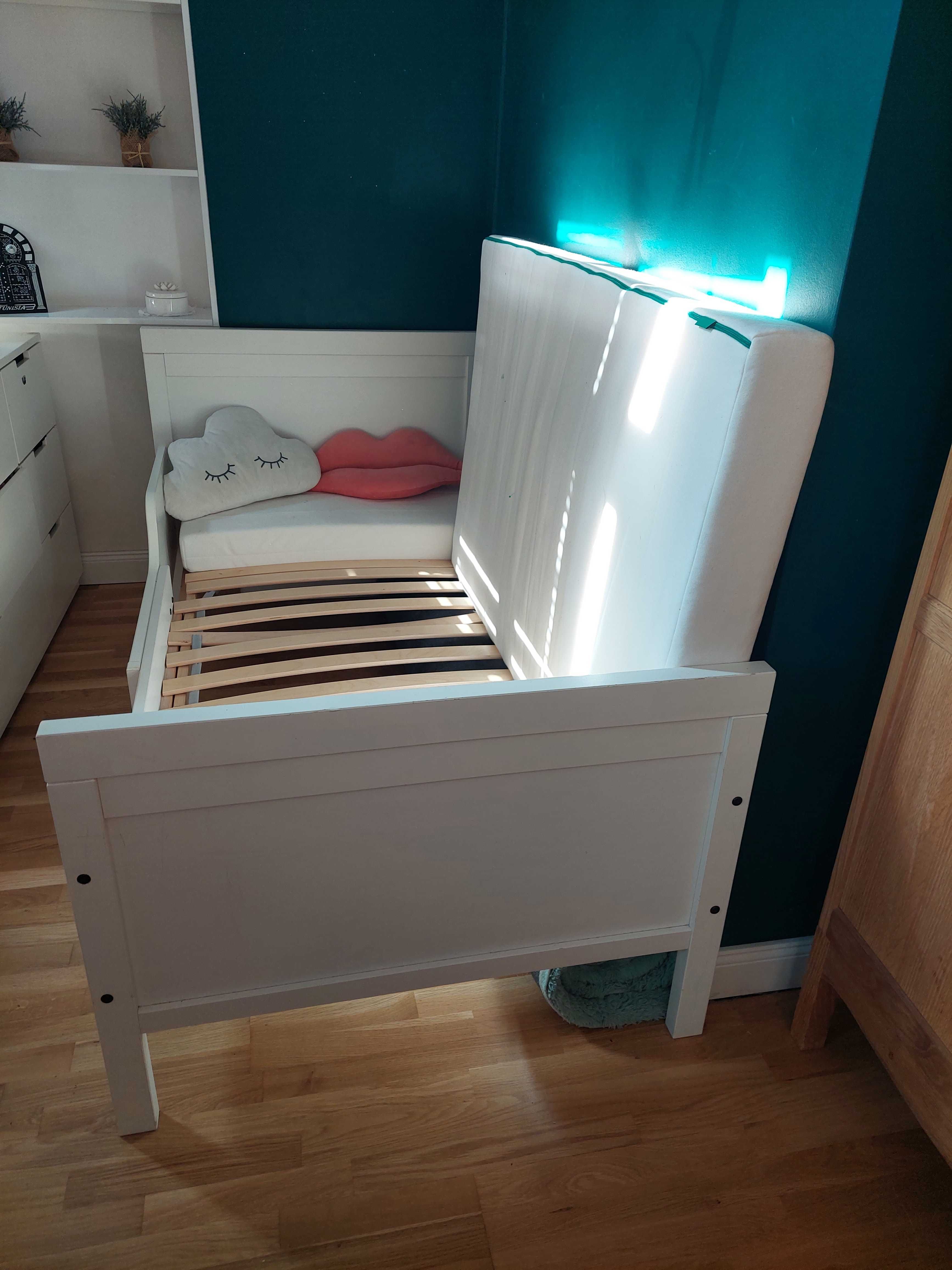 Biurko i łóżko IKEA - stan bdb. Gratis krzesło, nadstawka i materac!