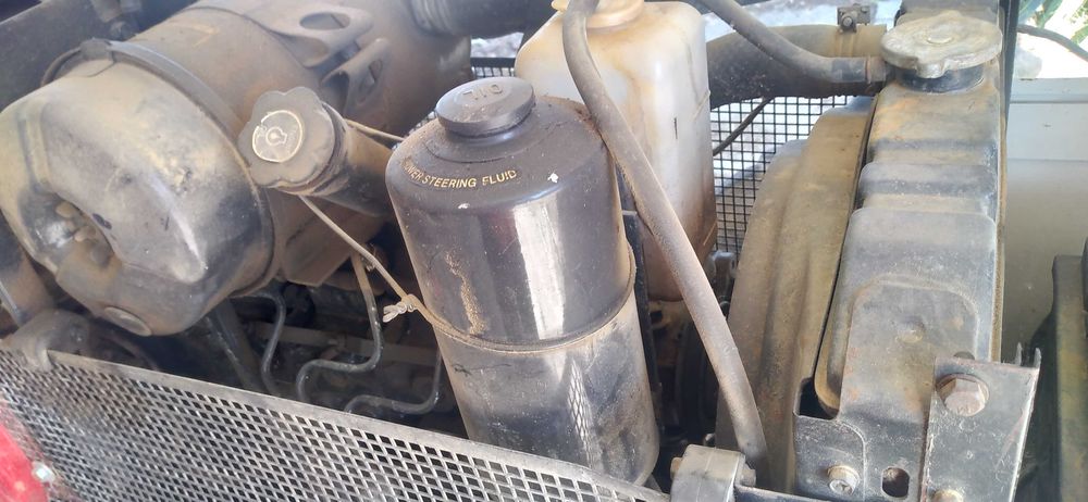 Trator shibaura S435 de  40 cavalos