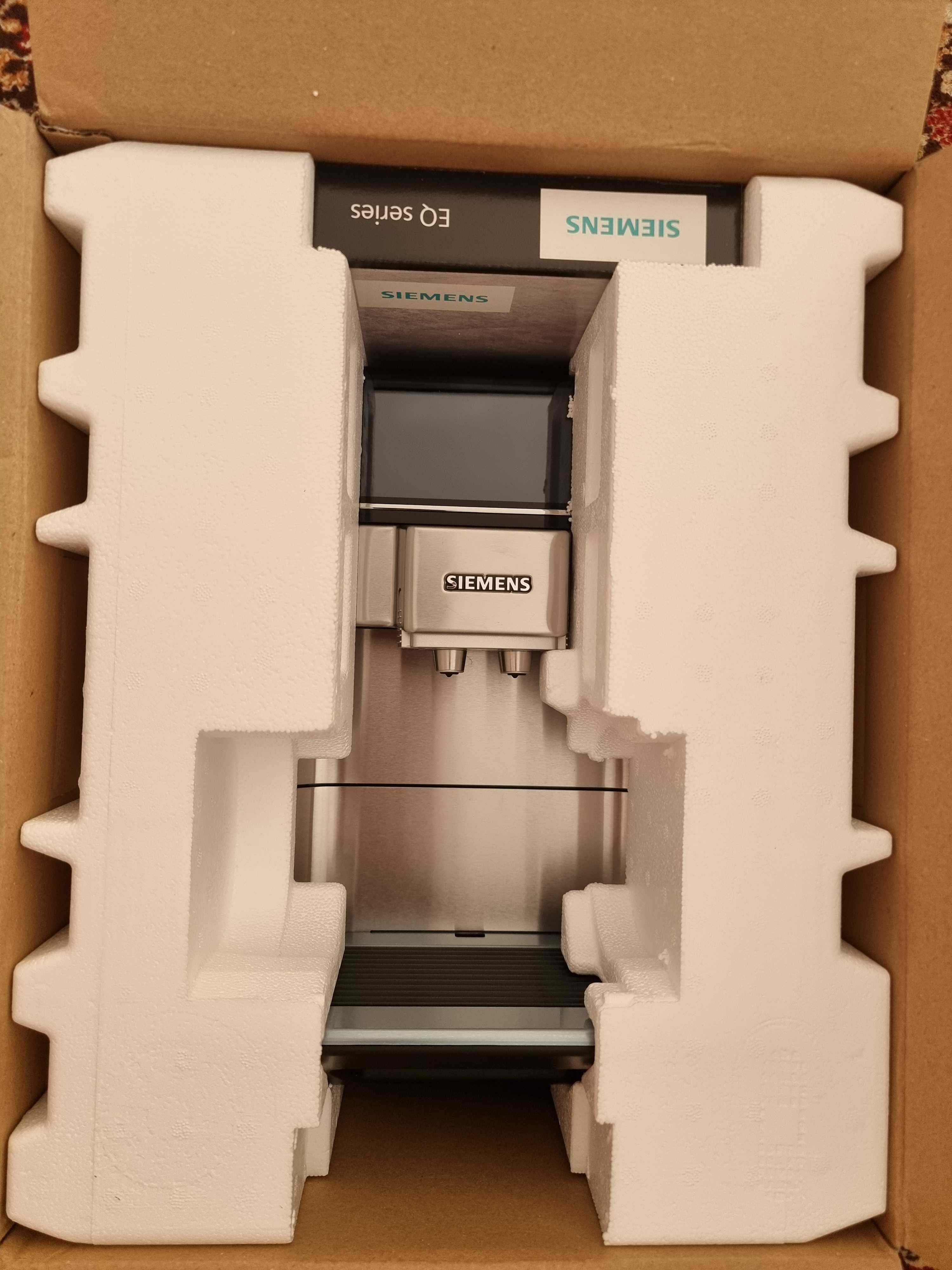 Ekspres do kawy SIEMENS EQ.6 Plus S700 TE657313RW INOX NISKI PRZEBIEG!